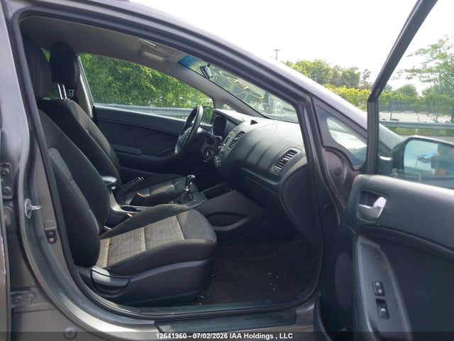 KIA FORTE LX 2016 KNAFK5A85G5472906 Image 5