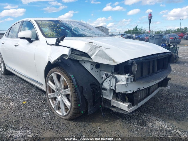 LVY992MLXJP027169 Volvo S90 T6 Inscription