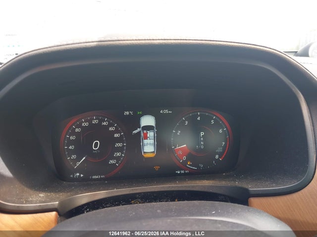 LVY992MLXJP027169 Volvo S90 T6 Inscription
