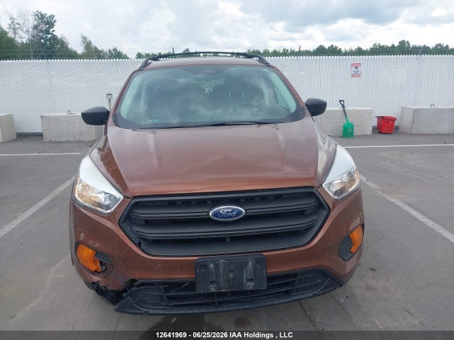 2017 Ford Escape S მანქანა იყიდება აუქციონზე, vin: 1FMCU9FD1HUD46235, აუქციონის ნომერი: 12641969