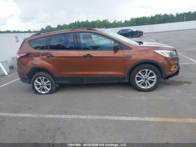 2017 Ford Escape S მანქანა იყიდება აუქციონზე, vin: 1FMCU9FD1HUD46235, აუქციონის ნომერი: 12641969