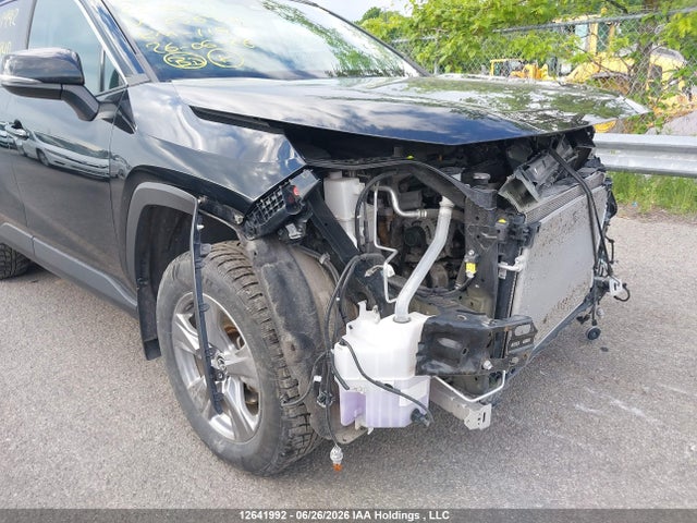 2T3R1RFVXNC256940 Toyota Rav4 Xle