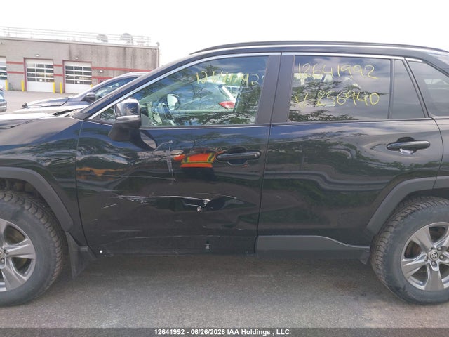 2T3R1RFVXNC256940 Toyota Rav4 Xle