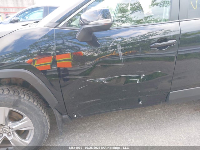 2T3R1RFVXNC256940 Toyota Rav4 Xle