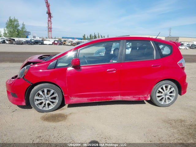 Продаж на аукціоні авто 2013 Honda Fit Sport 5dr, vin: LUCGE8H71D3006180, номер лоту: 12642004