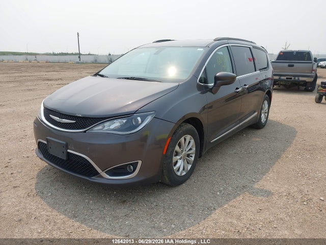 2C4RC1BG3HR541009 Chrysler Pacifica Touring-l