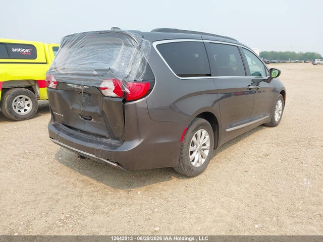 2C4RC1BG3HR541009 Chrysler Pacifica Touring-l