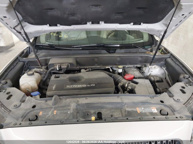 Lincoln Nautilus Select 2019 2LMPJ8K95KBL34032 Image 10