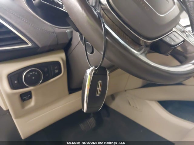 Lincoln Nautilus Select 2019 2LMPJ8K95KBL34032 Image 11
