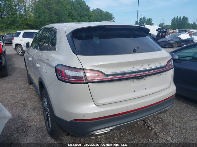 Lincoln Nautilus Select 2019 2LMPJ8K95KBL34032 Image 3