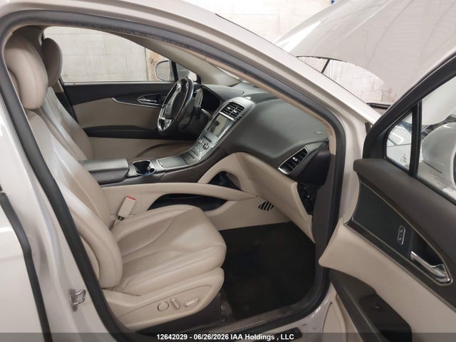 Lincoln Nautilus Select 2019 2LMPJ8K95KBL34032 Image 5