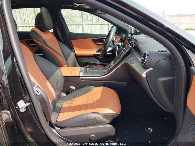 12642065 :رقم المزاد ، W1KAF4HB8RR192332 vin ، 2024 Mercedes-benz C 300 4matic مزاد بيع