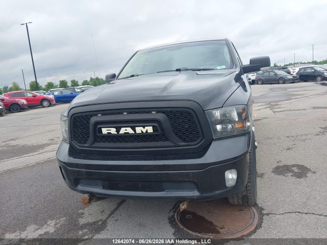 12642074 :رقم المزاد ، 1C6RR7LM2JS283566 vin ، 2018 Ram 1500 Slt مزاد بيع