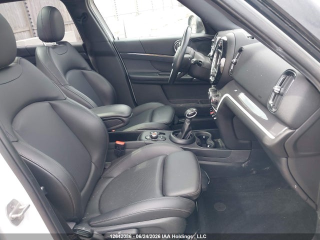 Mini Cooper S Countryman All4 2019 WMZYT5C53K3G94198 Image 5