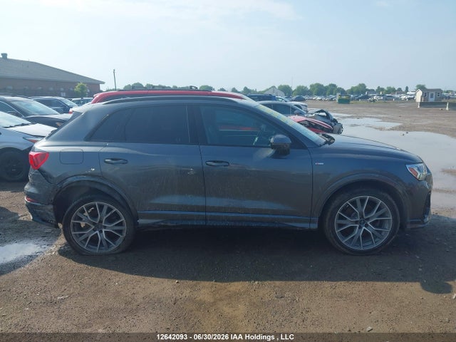 WA1FECF33L1023618 Audi Q3 Prestige S-line