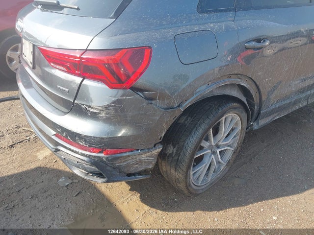 WA1FECF33L1023618 Audi Q3 Prestige S-line