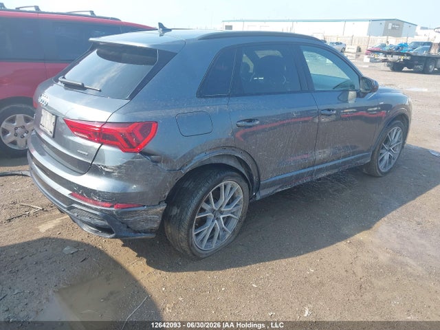 WA1FECF33L1023618 Audi Q3 Prestige S-line