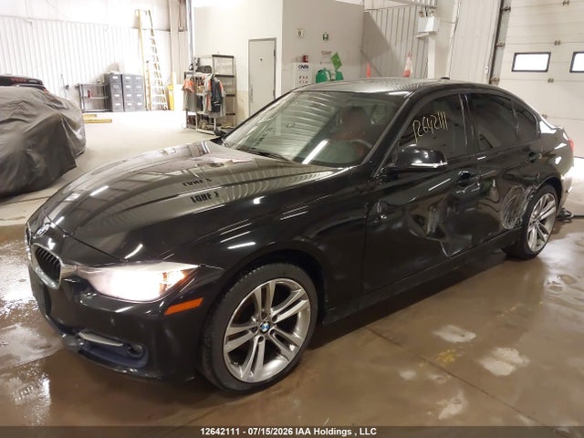 2014 Bmw 320 I Xdrive მანქანა იყიდება აუქციონზე, vin: WBA3C3C58EP662417, აუქციონის ნომერი: 12642111