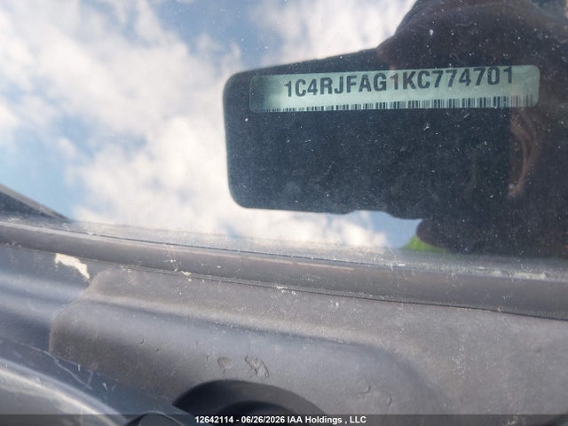 Продаж на аукціоні авто 2019 Jeep Grand Cherokee Laredo, vin: 1C4RJFAG1KC774701, номер лоту: 12642114
