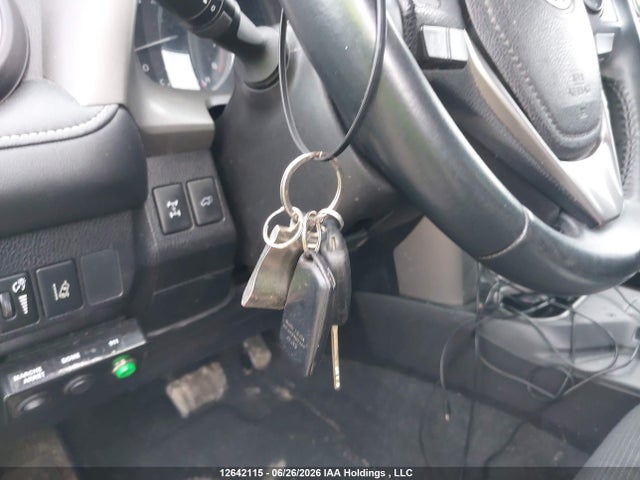 Toyota Rav4 Xle 2017 2T3RFREV8HW629110 Image 11
