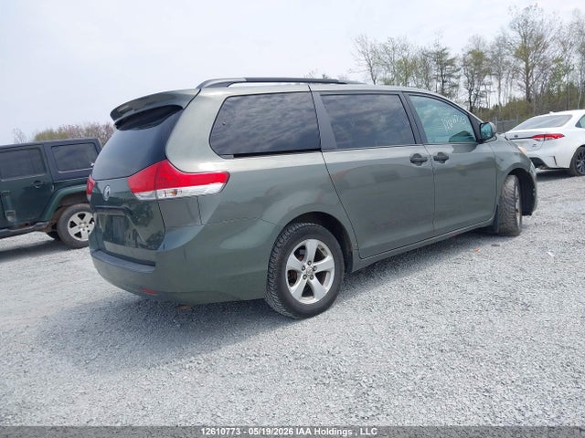 2012 Toyota Sienna V6 7 Passenger მანქანა იყიდება აუქციონზე, vin: 5TDZK3DC2CS260344, აუქციონის ნომერი: 12610773