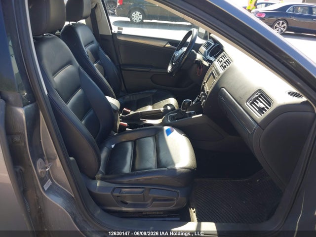 Auction sale of the 2015 Volkswagen Jetta 2.0 Tdi Highline, vin: 3VWLA7AJ6FM240859, lot number: 12630147
