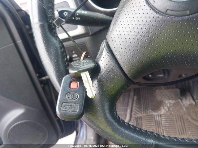 2008 Toyota Matrix Wagon მანქანა იყიდება აუქციონზე, vin: 2T1KR32E98C701503, აუქციონის ნომერი: 12632588