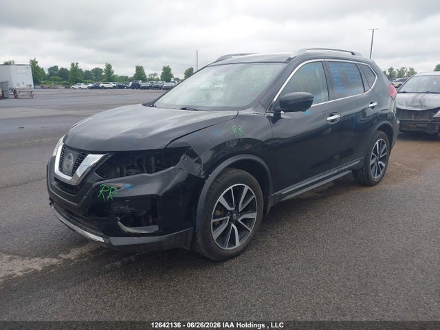 2017 Nissan Rogue მანქანა იყიდება აუქციონზე, vin: 5N1AT2MV5HC853500, აუქციონის ნომერი: 12642136
