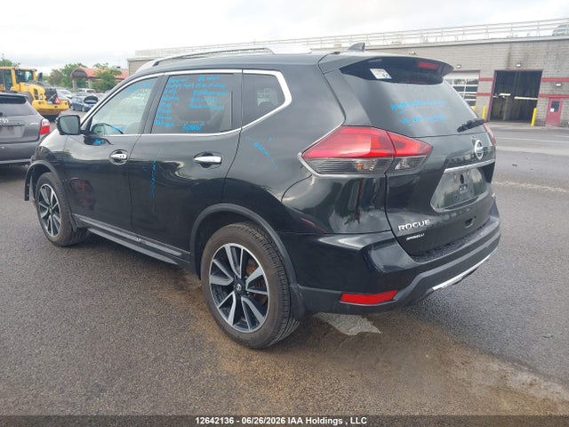 2017 Nissan Rogue მანქანა იყიდება აუქციონზე, vin: 5N1AT2MV5HC853500, აუქციონის ნომერი: 12642136