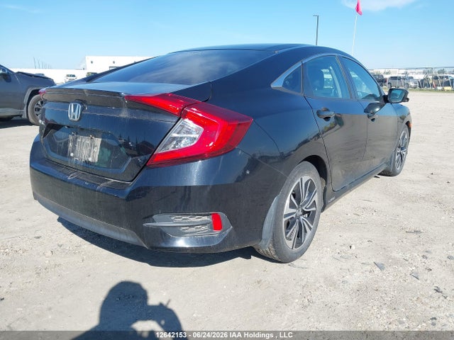 2017 Honda Civic Ex მანქანა იყიდება აუქციონზე, vin: 2HGFC1F43HH106369, აუქციონის ნომერი: 12642153