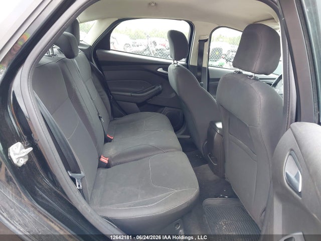 12642181 :رقم المزاد ، 1FADP3F20GL353666 vin ، 2016 Ford Focus Se مزاد بيع