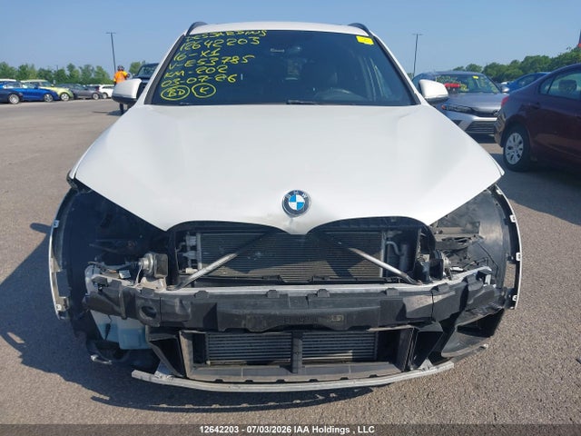 BMW X1 Xdrive28i 2016 WBXHT3C36G5E53785 Image 13