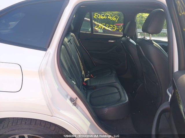 BMW X1 Xdrive28i 2016 WBXHT3C36G5E53785 Image 8