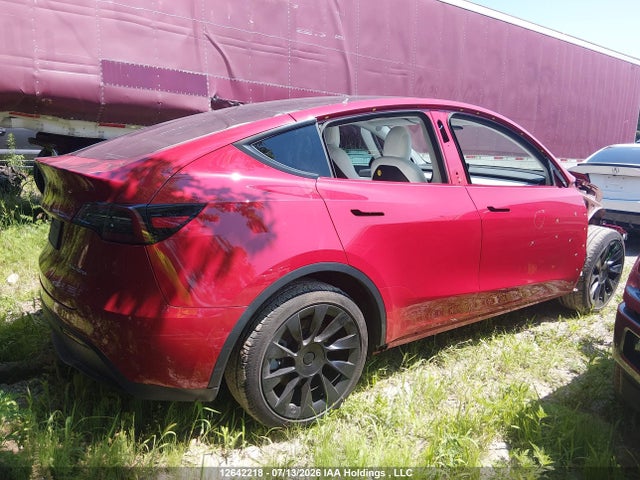 Tesla Model Y Long Range 2022 7SAYGDEE2NF425385 Image 14