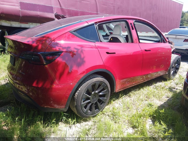 Продажа на аукционе авто 2022 Tesla Model Y Long Range, vin: 7SAYGDEE2NF425385, номер лота: 12642218