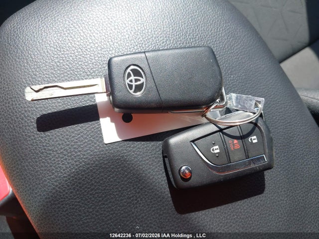 2021 Toyota Rav4 Hybrid Le მანქანა იყიდება აუქციონზე, vin: 2T3BWRFVXMW125832, აუქციონის ნომერი: 12642236