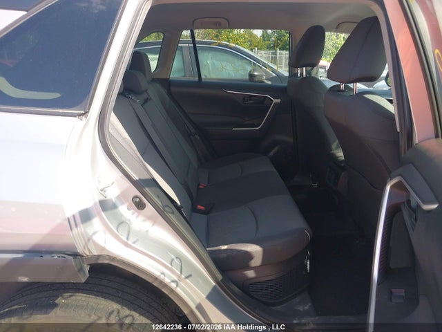 2021 Toyota Rav4 Hybrid Le მანქანა იყიდება აუქციონზე, vin: 2T3BWRFVXMW125832, აუქციონის ნომერი: 12642236