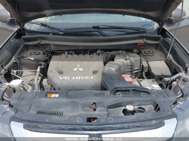 JA4JZ3AX9GZ603133 Mitsubishi Outlander Se/sel