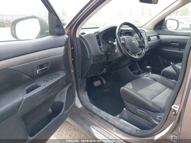 JA4JZ3AX9GZ603133 Mitsubishi Outlander Se/sel