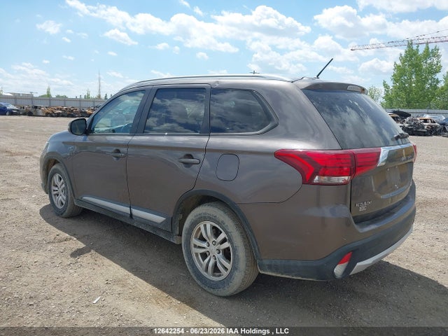 JA4JZ3AX9GZ603133 Mitsubishi Outlander Se/sel