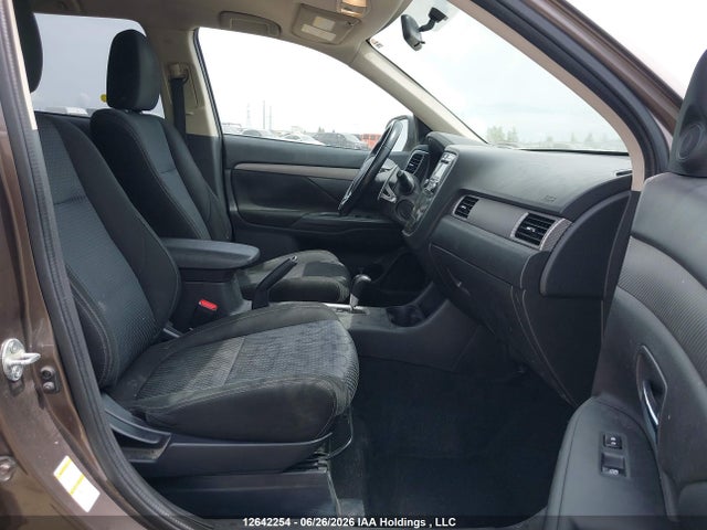 JA4JZ3AX9GZ603133 Mitsubishi Outlander Se/sel