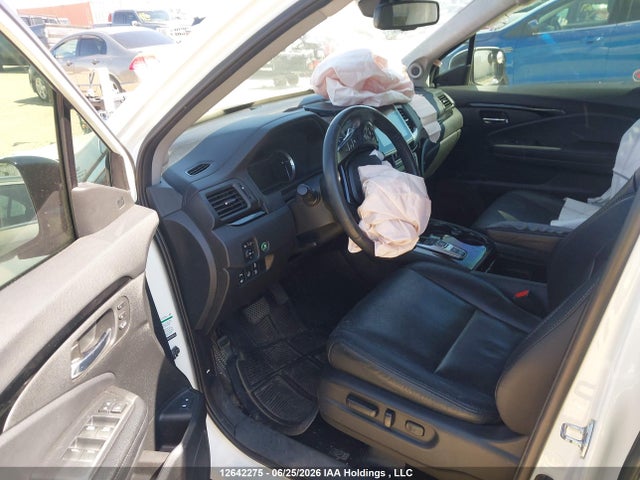 Продаж на аукціоні авто 2017 Honda Pilot Touring, vin: 5FNYF6H96HB508803, номер лоту: 12642275