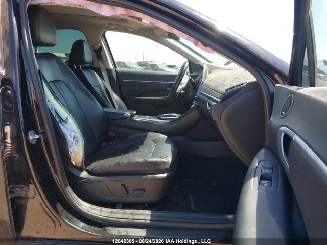 Продажа на аукционе авто 2021 Hyundai Sonata Luxury, vin: 5NPEL4J26MH105414, номер лота: 12642305