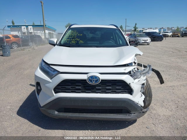 Продаж на аукціоні авто 2024 Toyota Rav4 Xle/woodland Edition, vin: 2T3RWRFV8RW216815, номер лоту: 12642322