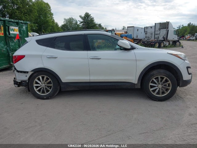 12642330 :رقم المزاد ، 5XYZT3LB8EG158343 vin ، 2014 Hyundai Santa Fe Sport 2.4 Base مزاد بيع
