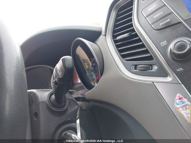 12642330 :رقم المزاد ، 5XYZT3LB8EG158343 vin ، 2014 Hyundai Santa Fe Sport 2.4 Base مزاد بيع