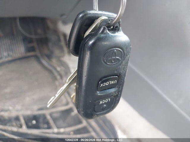 2001 Toyota Camry Ce/le მანქანა იყიდება აუქციონზე, vin: JT2BG22K910549981, აუქციონის ნომერი: 12642339
