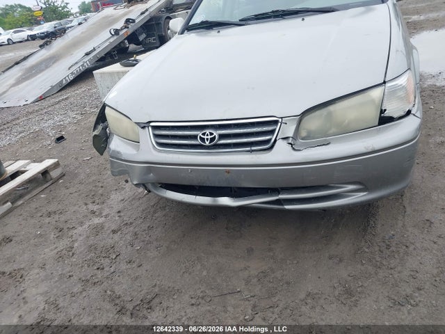 2001 Toyota Camry Ce/le მანქანა იყიდება აუქციონზე, vin: JT2BG22K910549981, აუქციონის ნომერი: 12642339