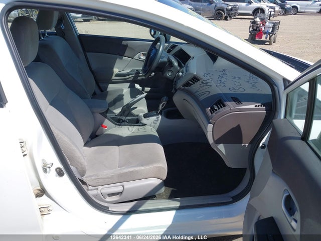 Продаж на аукціоні авто 2012 Honda Civic Lx, vin: 2HGFB2F42CH043153, номер лоту: 12642341