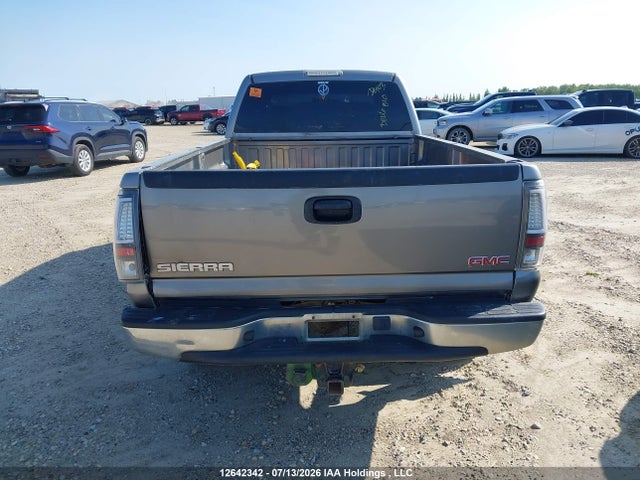 Продажа на аукционе авто 2006 Gmc Sierra K2500 Heavy Duty, vin: 1GTHK23296F130239, номер лота: 12642342